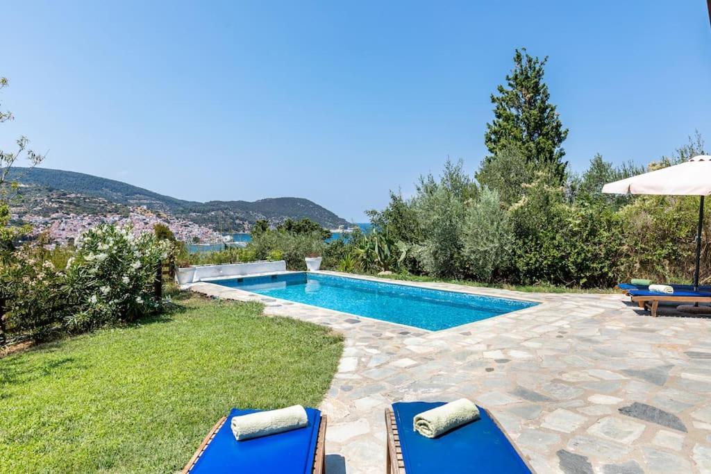 Villa Rodia With Swimming Pool On Skopelos Island Exterior foto