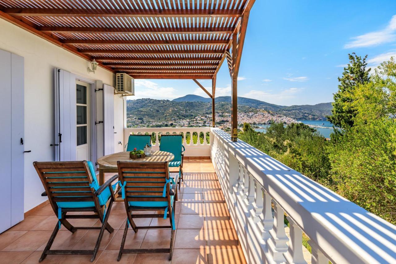 Villa Rodia With Swimming Pool On Skopelos Island Exterior foto