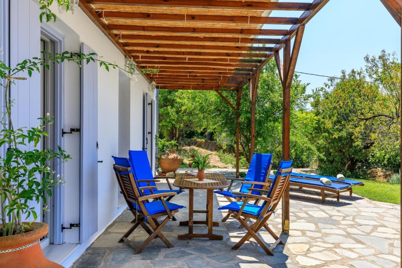 Villa Rodia With Swimming Pool On Skopelos Island Exterior foto